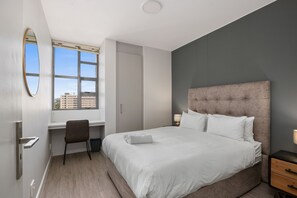 Appartement Classique | Literie de qualité supérieure, coffres-forts dans les chambres