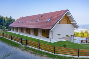 Khuôn viên nơi lưu trú