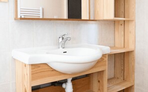 Baignoire, serviettes fournies