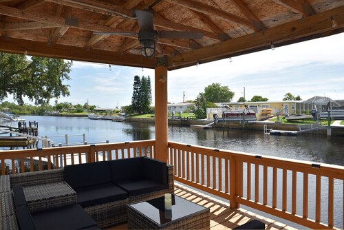 SF Kick back and Relax at Leisure Beach