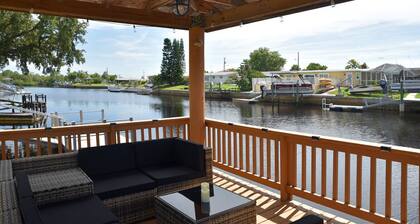 SF Kick back and Relax at Leisure Beach