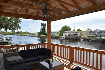 SF Kick back and Relax at Leisure Beach