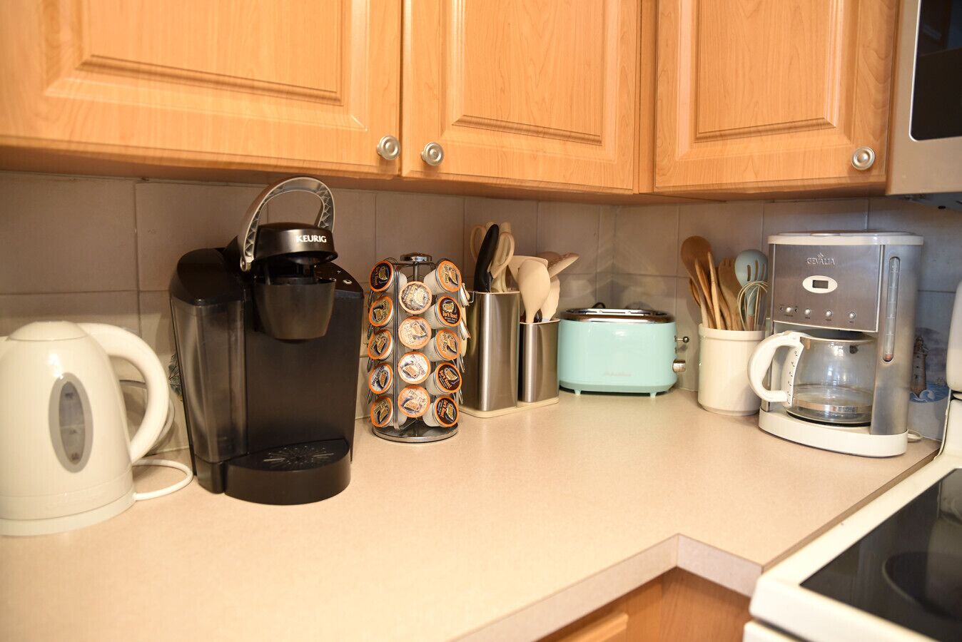 冰箱、微波炉、烤箱、炉灶