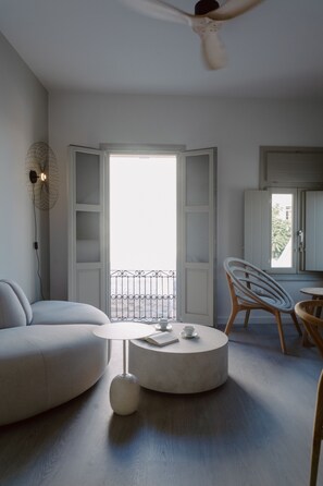 Iron/ironing board, free WiFi, bed sheets - Domino Syros (Syros)