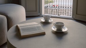 مكواة/لوح كي وواي فاي مجانًا وملاءات أسرّة