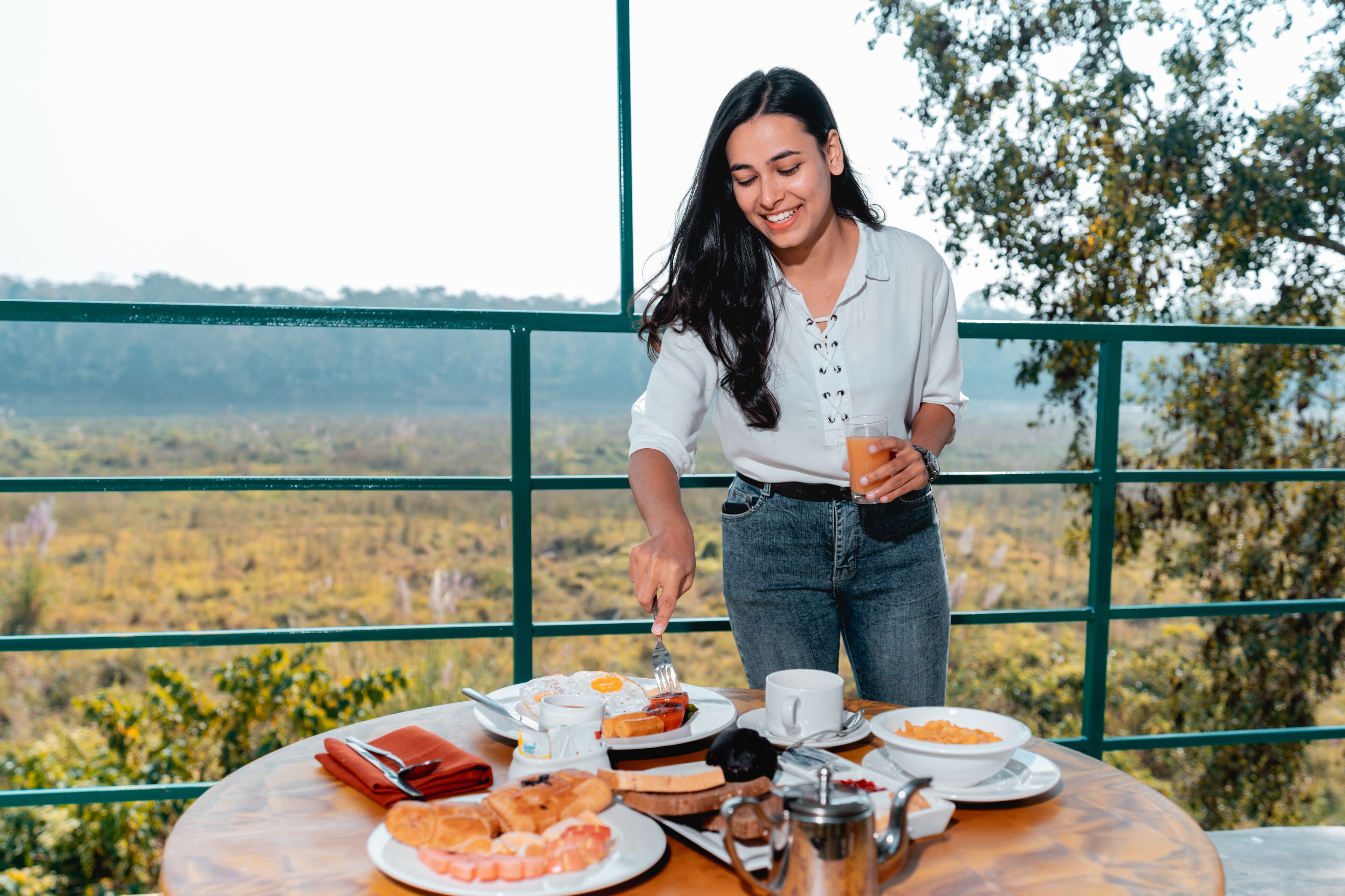 Free daily buffet breakfast