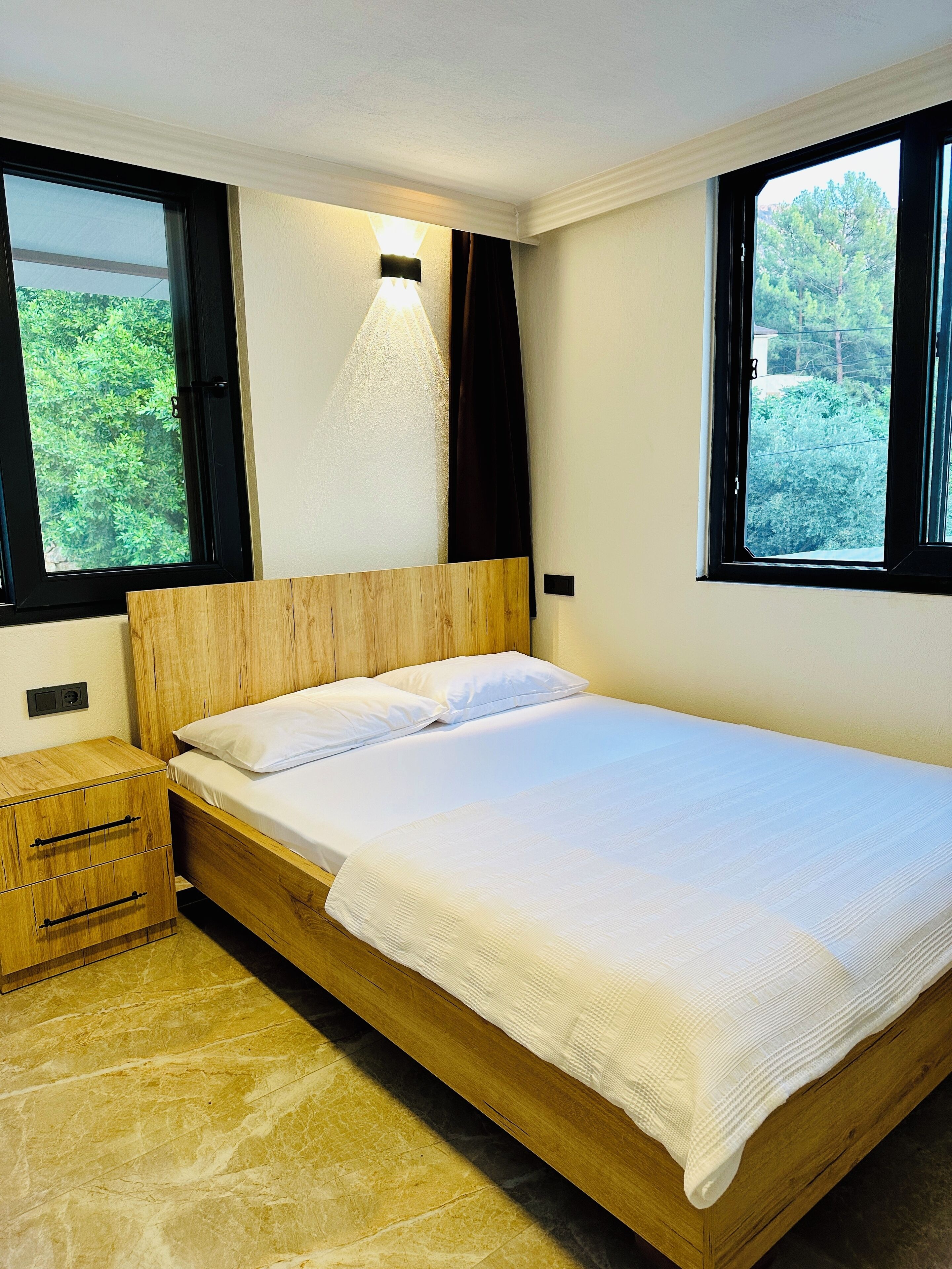 Family Room, Mountain View