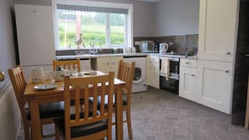 Fridge, dishwasher, electric kettle, toaster