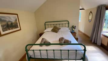 Cabin | 1 bedroom, bed sheets