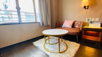 1 bedroom, desk, free WiFi