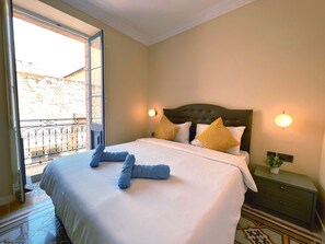 Iron/ironing board, free WiFi, bed sheets - Work & Travel - Valletta Apartments (Valletta)
