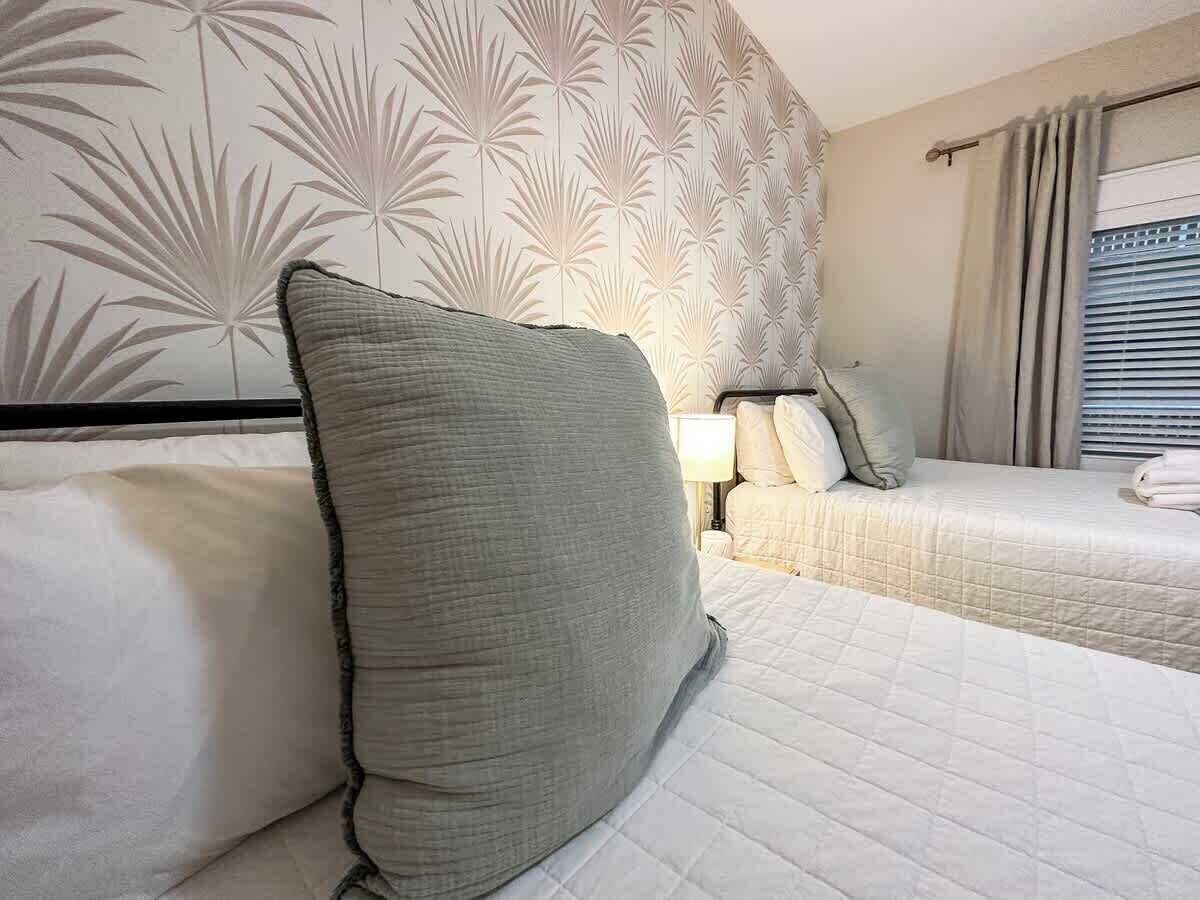 2 bedrooms, iron/ironing board, free WiFi, bed sheets