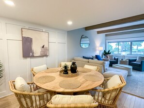 Interior - STUNNING OCEANFRONT VILLA WITH POOL & BEACH ACCESS HILTON HEAD (Hilton Head Island)