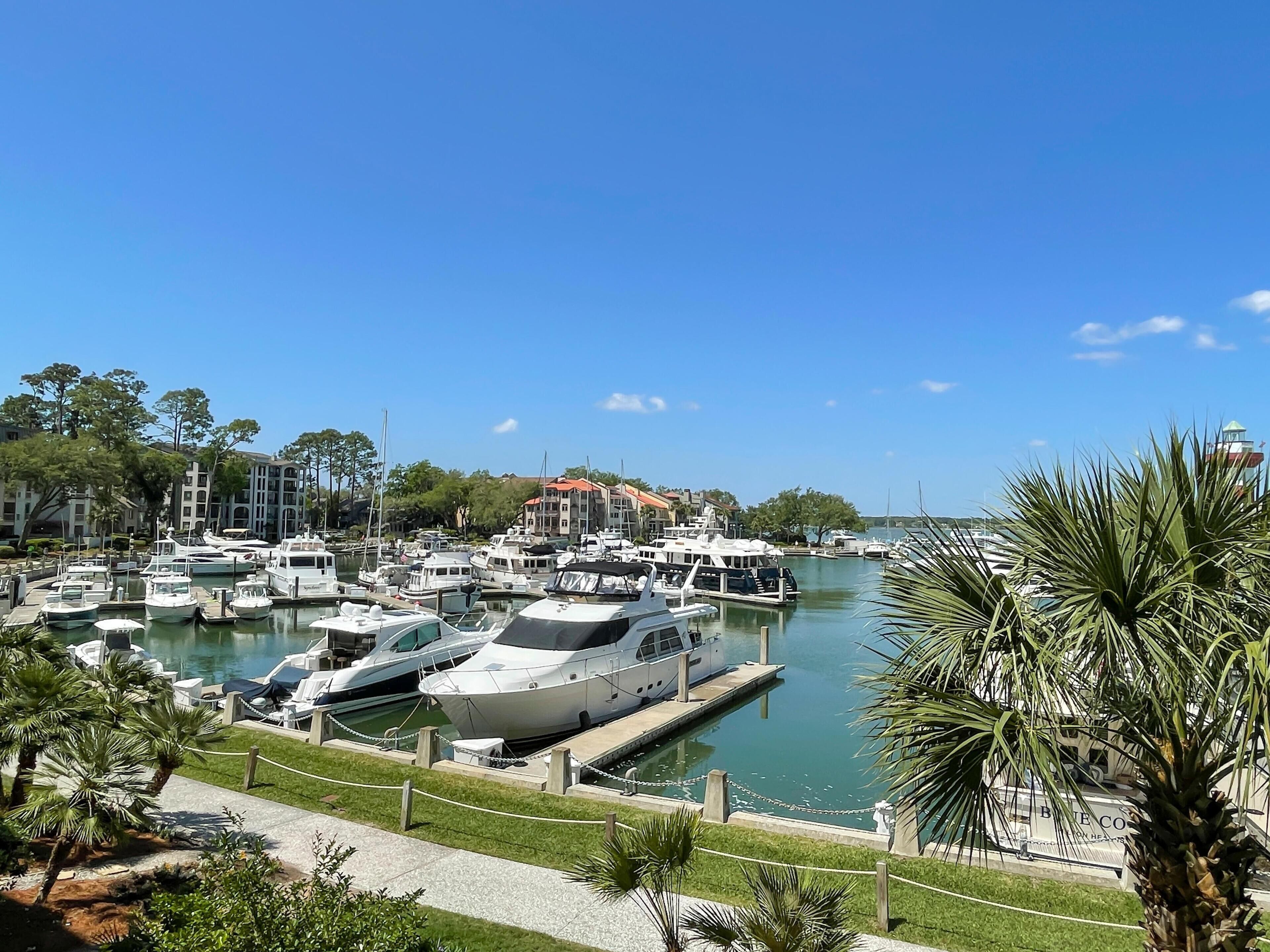 Stunning Harbour views from 3-Bed Villa, Sleeps 6, in the heart of Sea Pines