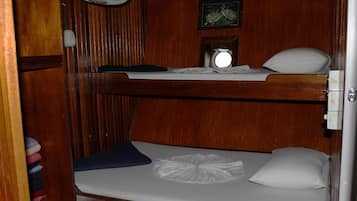 6 bedrooms, in-room safe, iron/ironing board, free WiFi