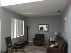 Smart TV, DVD player, books