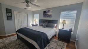 4 bedrooms, iron/ironing board, free WiFi, bed sheets