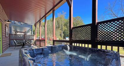 Cozy Cabin- One Bedroom in downtown Bryson City