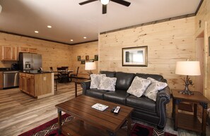 TV, fireplace - Love Shack- Bryson Village (Bryson City)