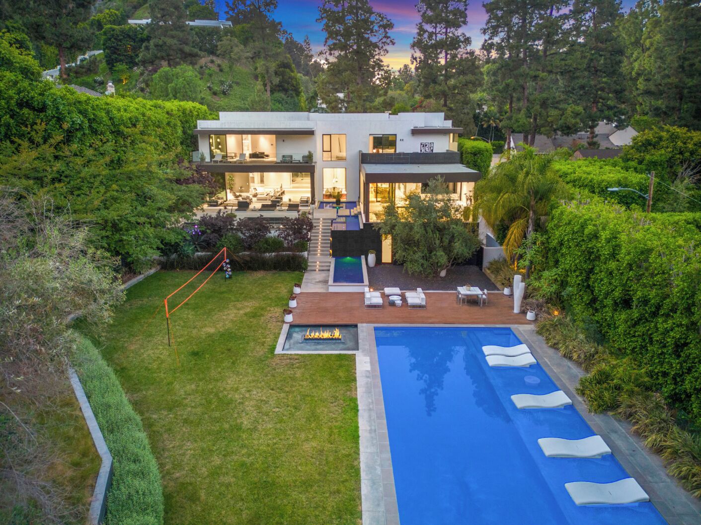 Lago Vista Modern - Lush Private Beverly Hills with First-Class Amenities