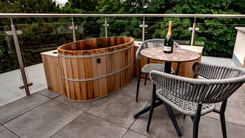 Superior Double Room, Hot Tub | Terrace/patio
