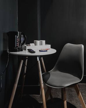 Miscellaneous - Amsterdam Hotel (London)