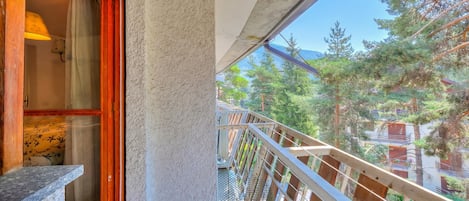 Family Apartment, 1 Bedroom, Balcony (La tana dello scoiattolo central in) | Balcony