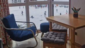 Interior - 50m from ski slopes, 2nd floor, balcony, tv, 35m², Val Thorens (Val Thorens)