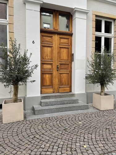 Pure Highlight Living 6 - Ferienwohnung / Wohnen auf Zeit