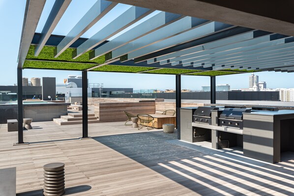 BBQ/picnic area - Docklands 419 (Cape Town)