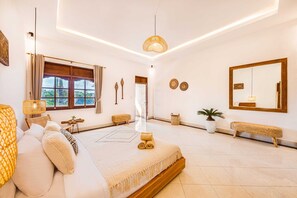 5 Schlafzimmer, Schreibtisch, Bügeleisen/Bügelbrett, WLAN