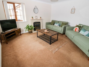 Fireplace - Yr Hen Efail (Cemaes Bay)