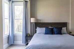 5 bedrooms, iron/ironing board - Urban GJ | Spacious Downtown Craftsman (Grand Junction)