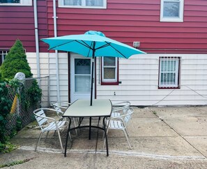 Outdoor dining - Cozy apartment close to Manhattan (North Bergen)