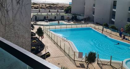 "El Cotillo Sonando"/Stylish/Well equipped/On beach for surf and swim.