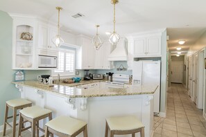 Fridge, microwave, oven, stovetop - A Gulf Side Retreat For The Whole Family! Paradise Is A Boardwalk Away! (Perdido Key)
