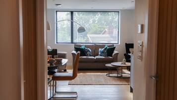 Apartment, Ensuite (Seven) | Lobby