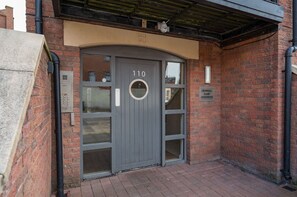 Superior Apartment, Private Bathroom | Exterior