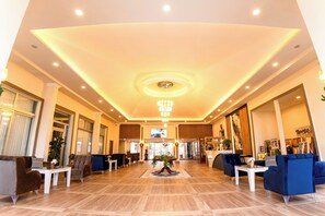 Reception - Continent Hotel Kapadokus Thermal (Guzelyurt)