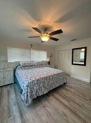 4 Schlafzimmer, kostenloses WLAN, Bettwäsche