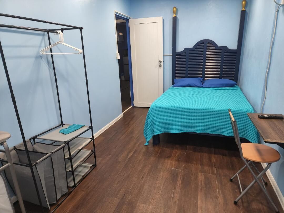 Standard Single Room, 1 Bedroom, Non Smoking, Refrigerator & Microwave | Blackout drapes, iron/ironing board, free WiFi, bed sheets