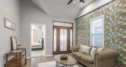 DTWN KCK - 6 beds with Pool Table & Arcade Games - 7 min to PNL!