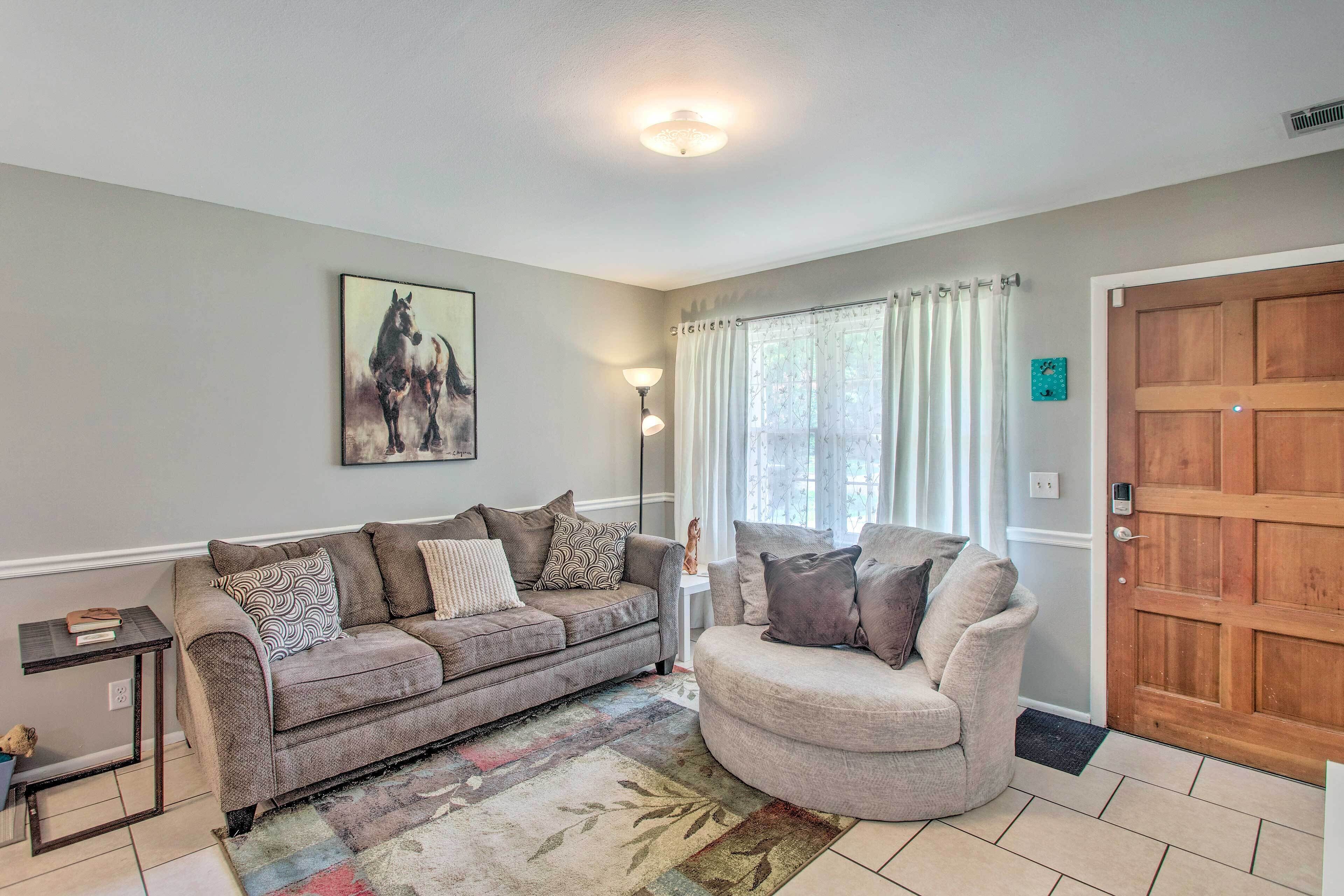 Pet-Friendly Brunswick Retreat w/ Gas Grill!