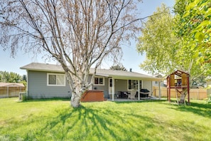 Exterior - Lovely Twin Falls Home w/ Private Hot Tub! (Twin Falls)