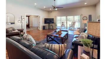 Älytelevisio, videopelejä, tulostin