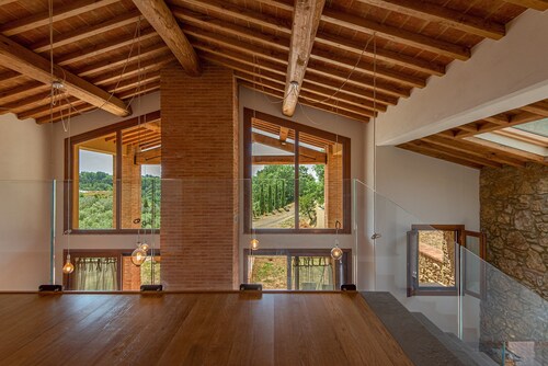 Finely renovated villa about 10 km from the Etruscan coast