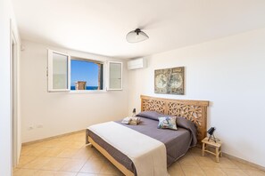 5 bedrooms, iron/ironing board, Internet, bed sheets - Villa Lodrea by Perle di Puglia (Torre Vado)