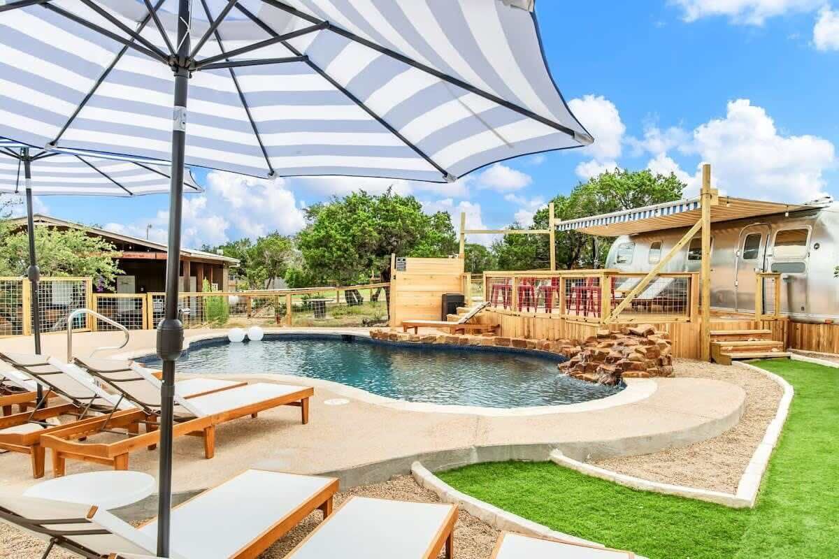 Infinity Ranch: Luxe Tiny Homes w/ Resort Pool