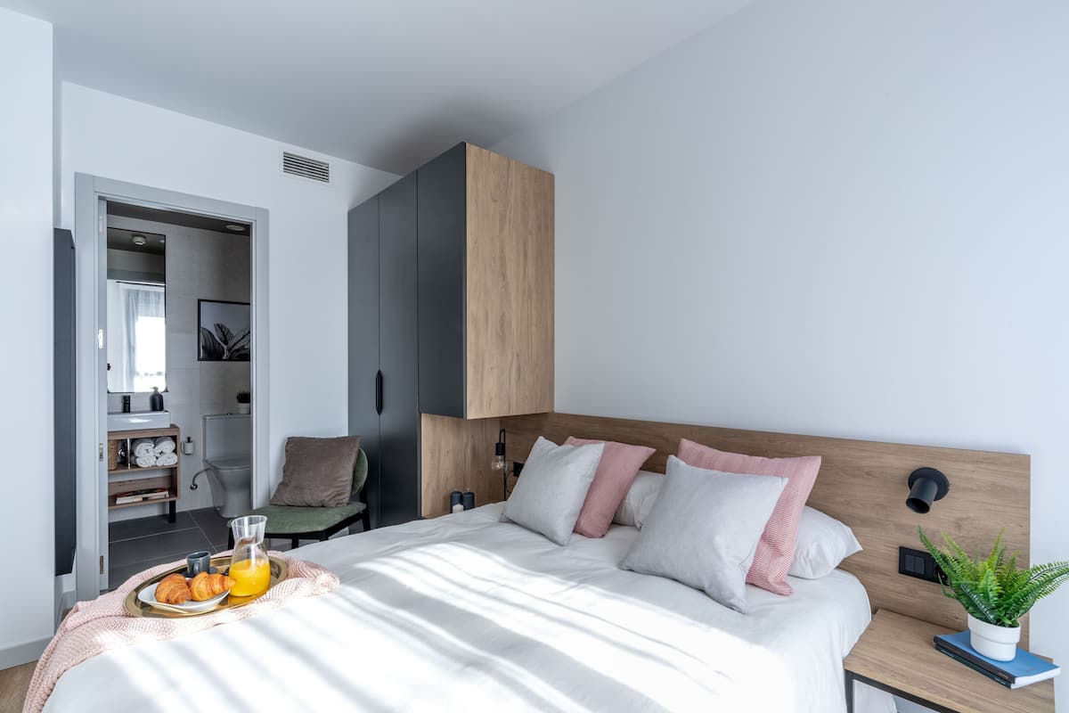 Apartment, 2 Bedrooms | Bed sheets
