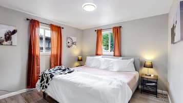 2 slaapkamers, een strijkplank/strijkijzer, reisbedje, wifi
